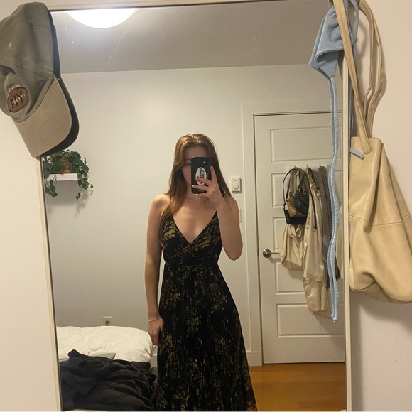 SOLD Wilfred Beaune Wrap Dress - Picture 2 of 4